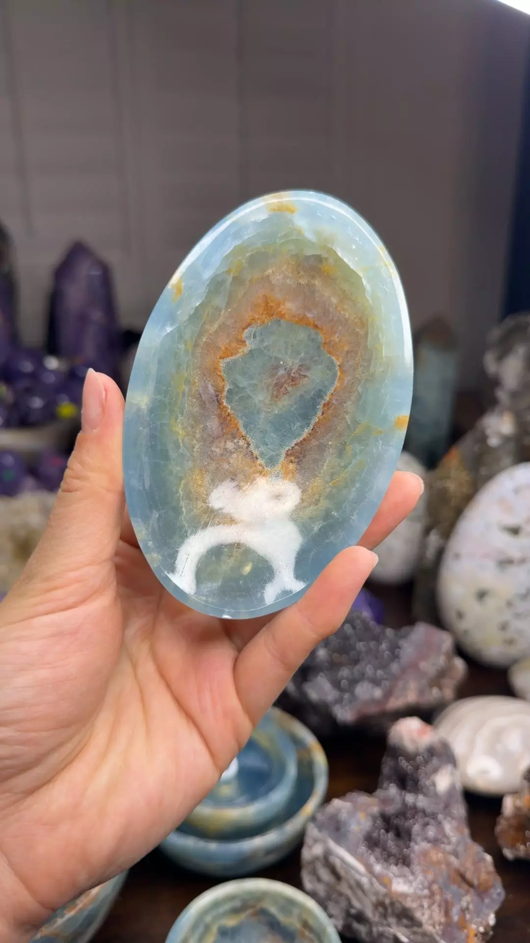 AAA blue onyx bowl with credit thumbnail