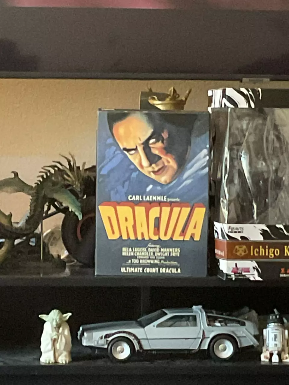 neca ultimate Dracula thumbnail
