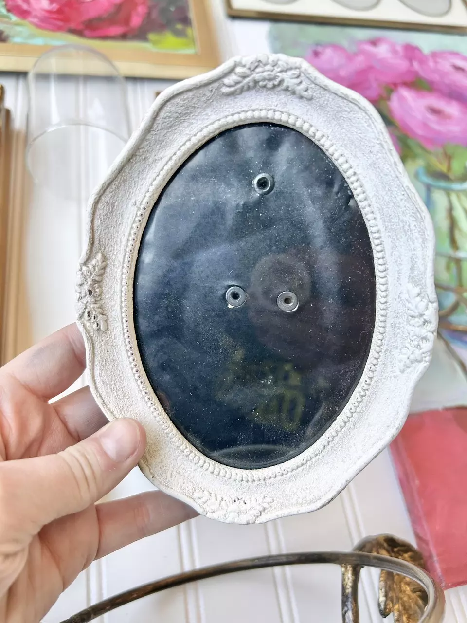 White oval wall or tabletop frame 6 x 4.5 thumbnail