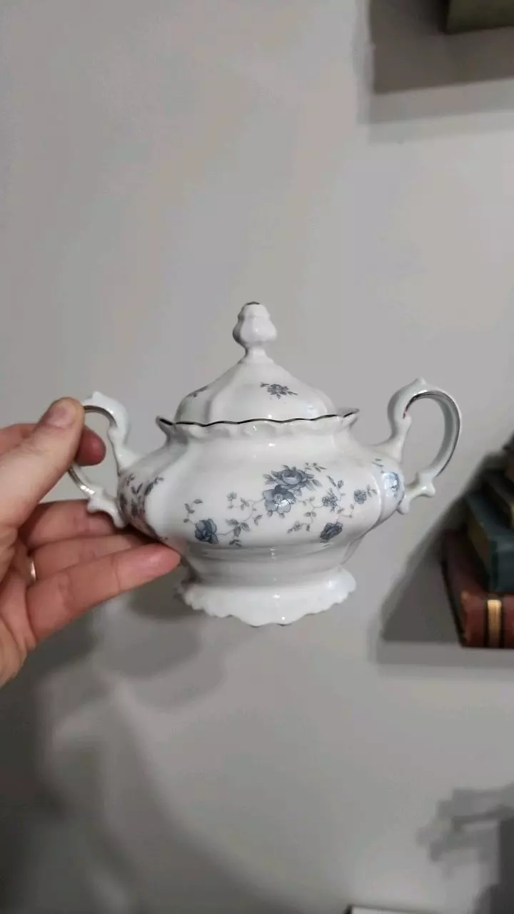 Haviland Sugar Bowl thumbnail