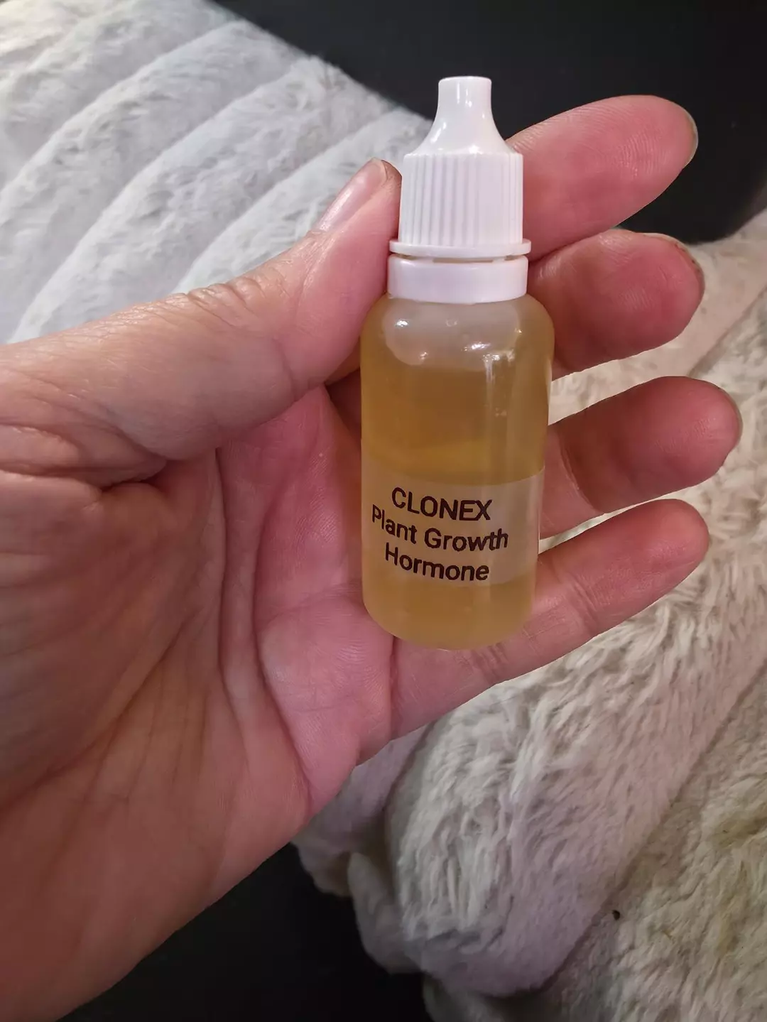 Clonex Plant Growth Hormone thumbnail