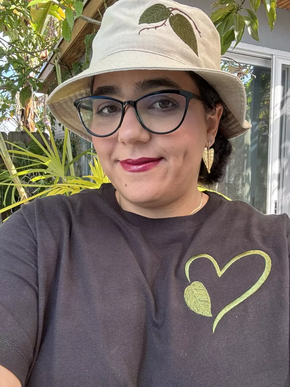 Shop my look (Combo Boxy T black plus hat) dm me size thumbnail