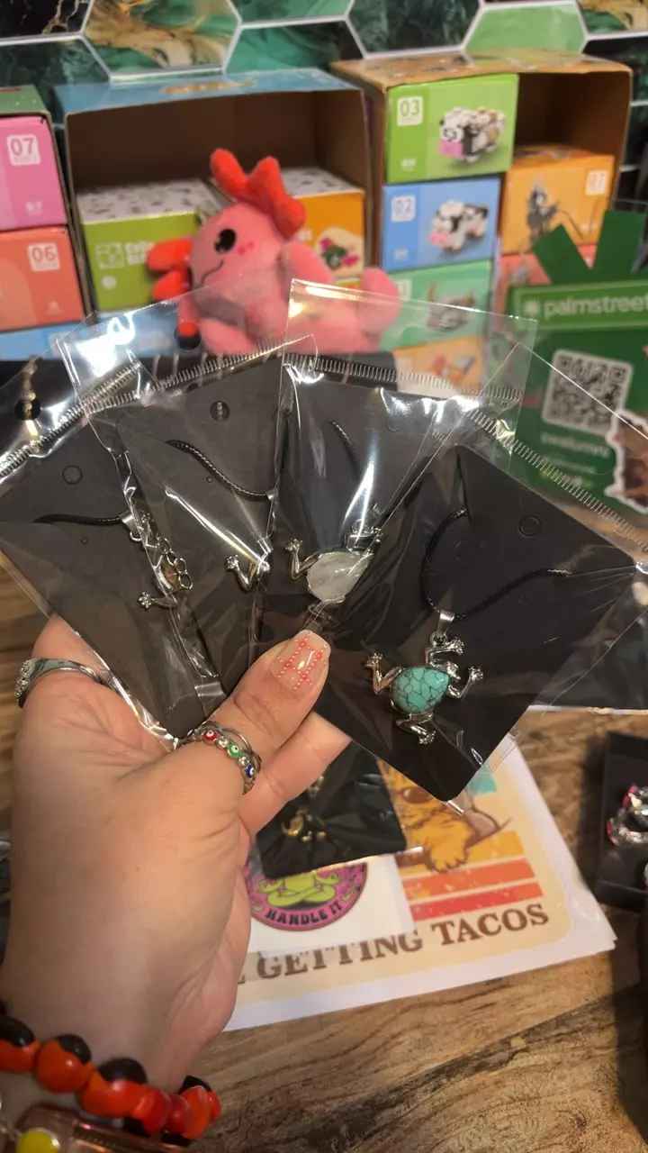 Frog pendant thumbnail