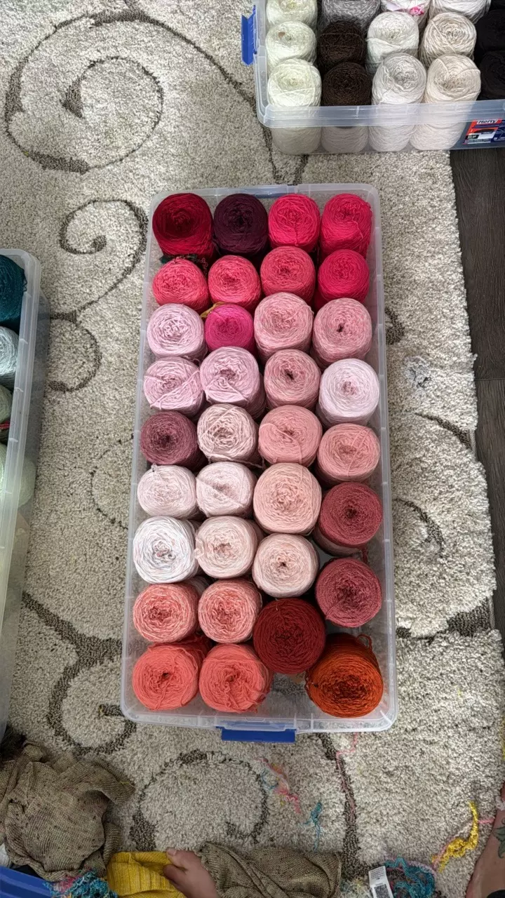 Red & Pink Preview thumbnail