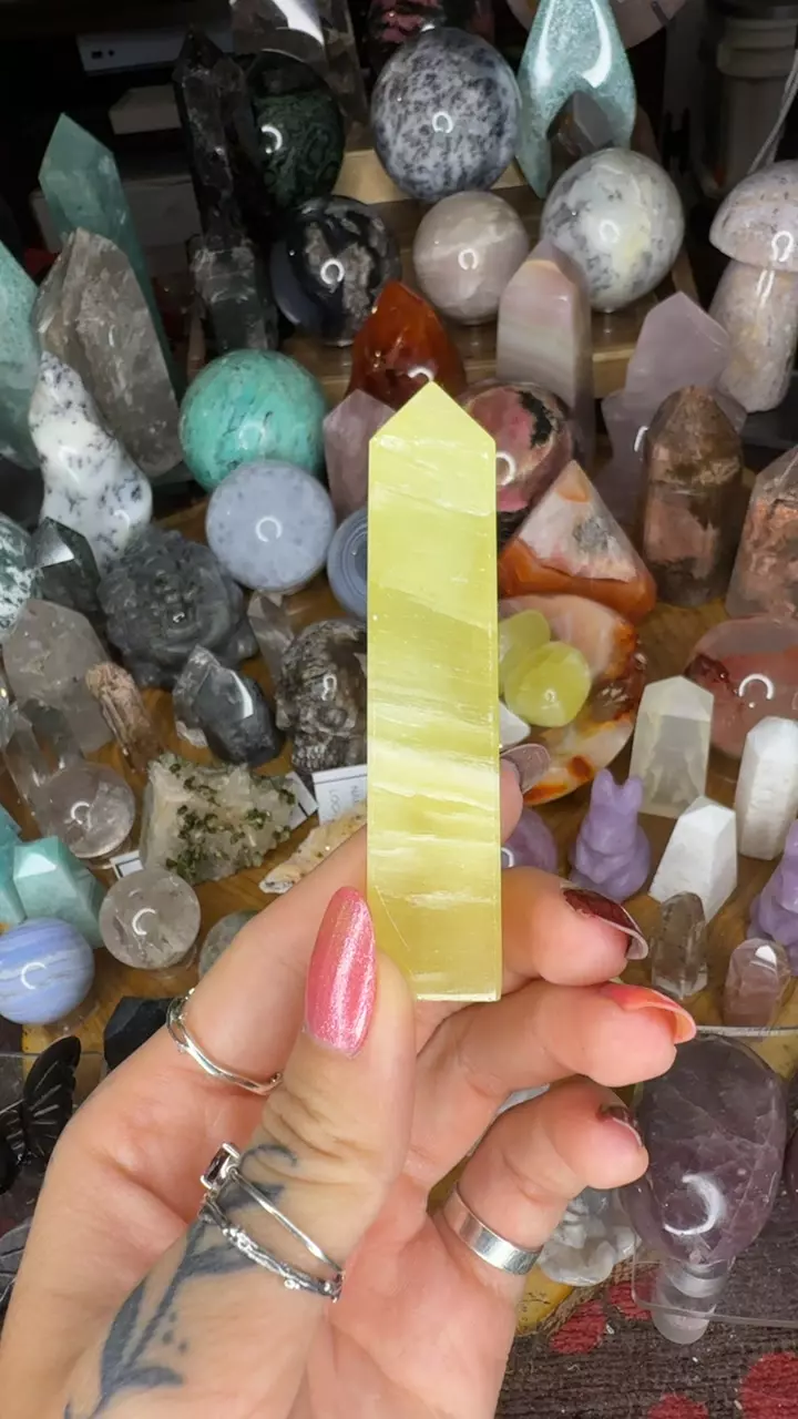 Lemon calcite tower 16L thumbnail