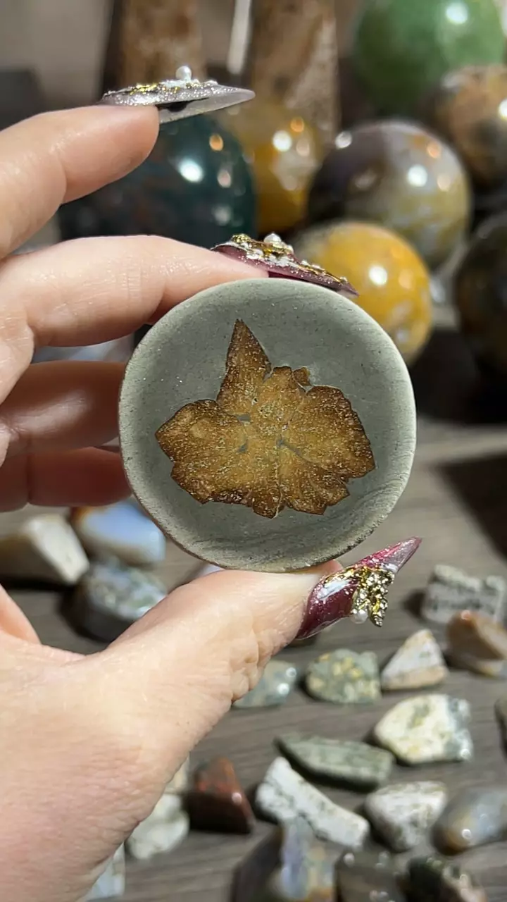 Glendonite after Ikaite from Russia thumbnail