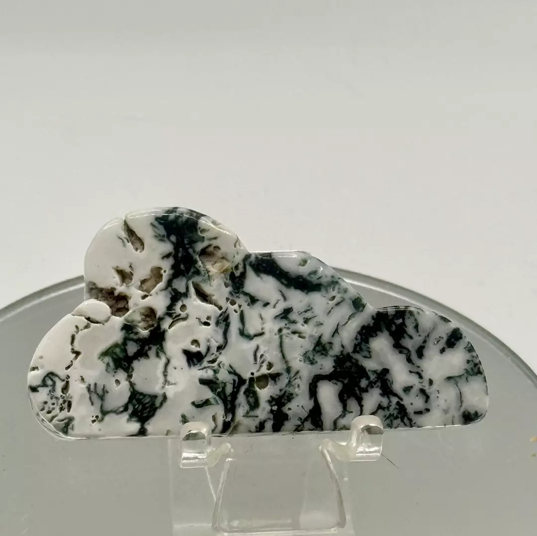 Crystal Clouds thumbnail