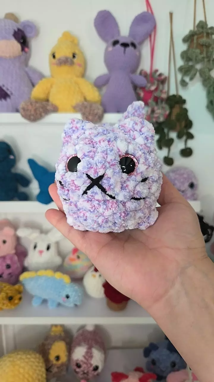 purple kitty 1 thumbnail