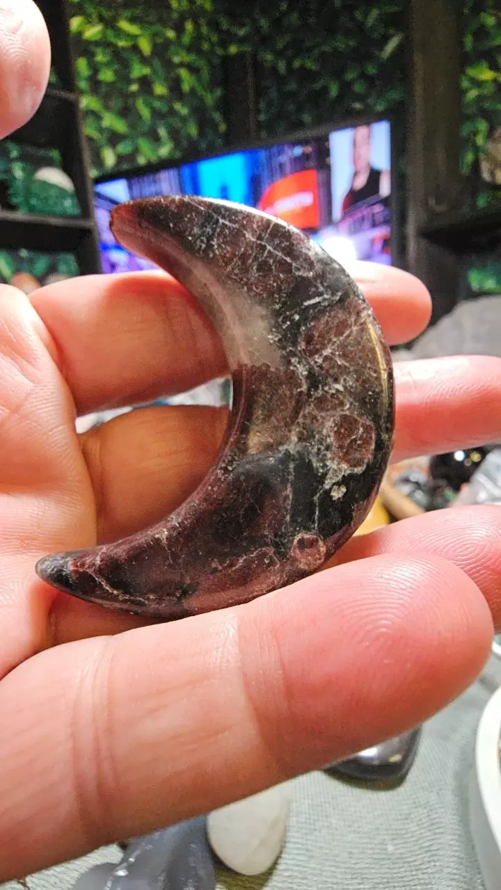 Garnet Moon thumbnail