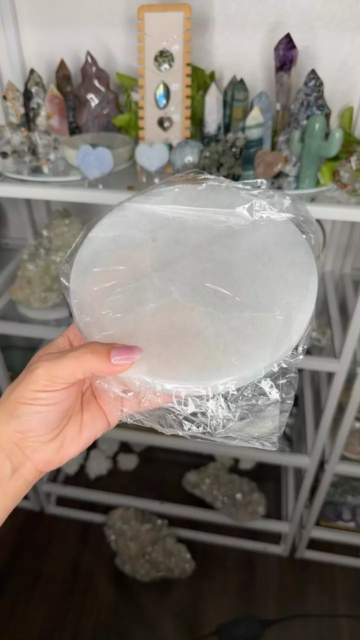 8in Selenite Plate 50 thumbnail