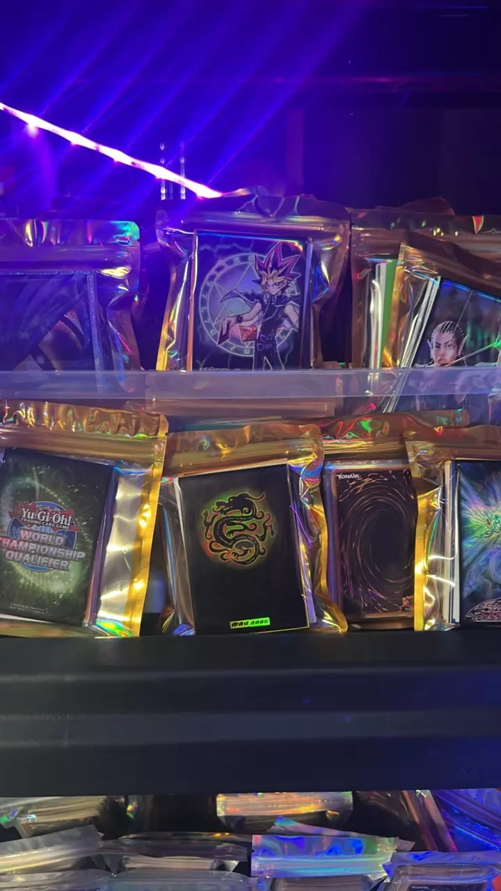 YU-GI-OH PHARAOHS TOMB PACK V1 thumbnail