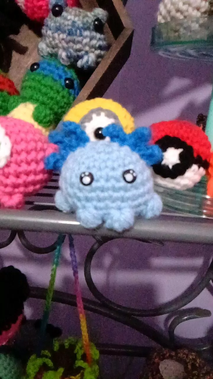 blue axolotl thumbnail