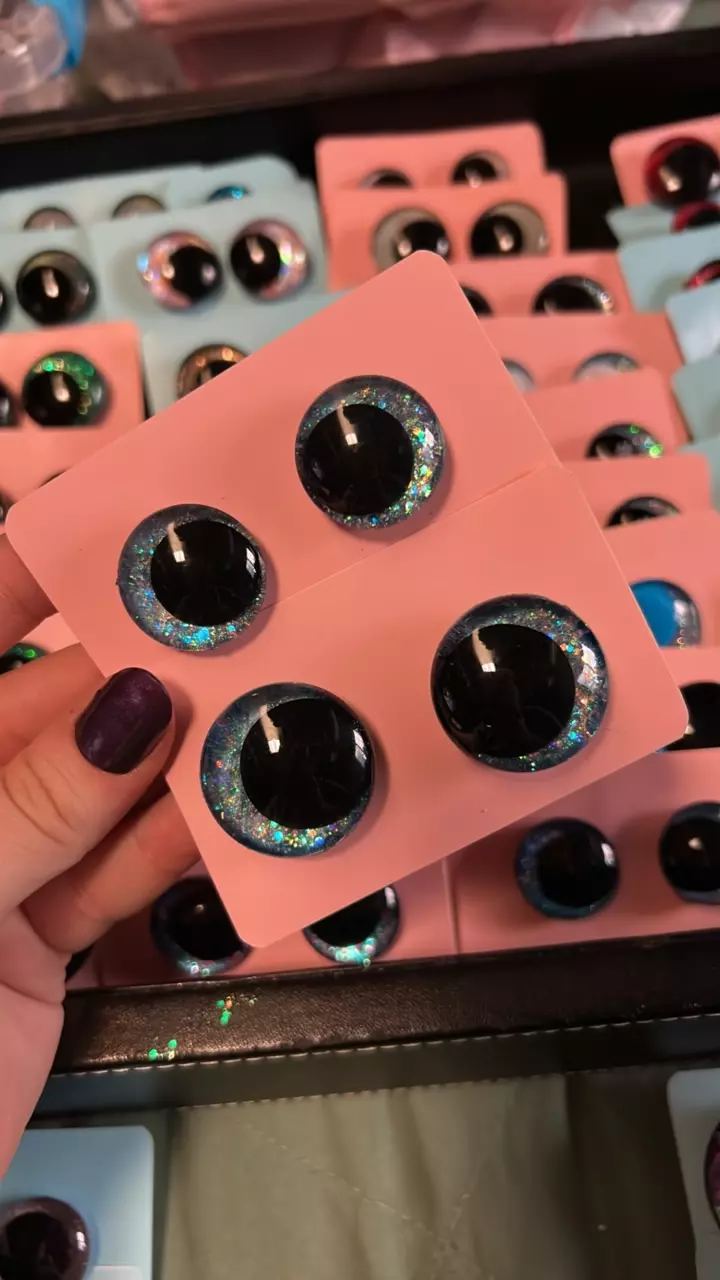 clear sky eyes 25mm thumbnail