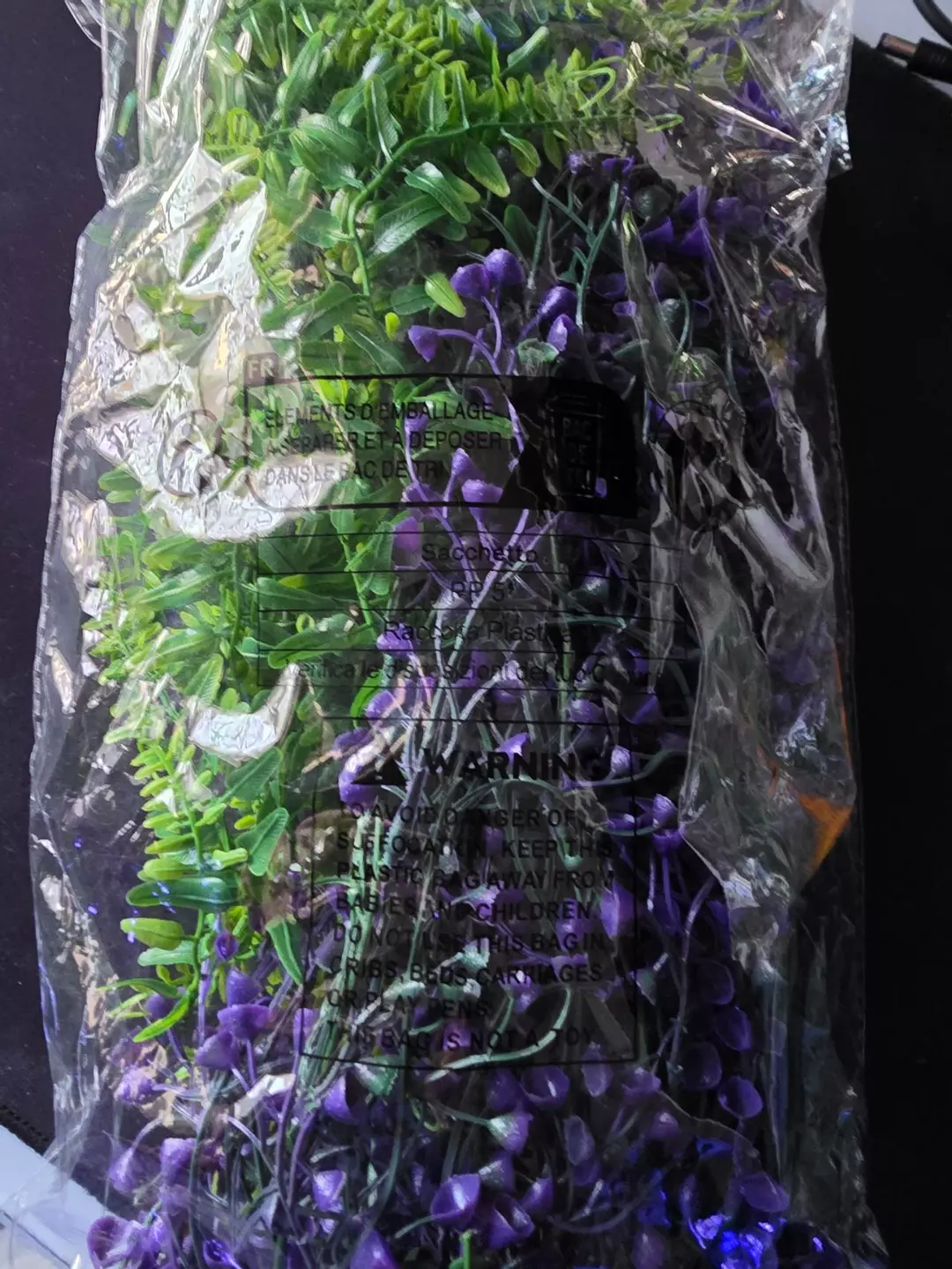 2 pack medium plastic plants thumbnail