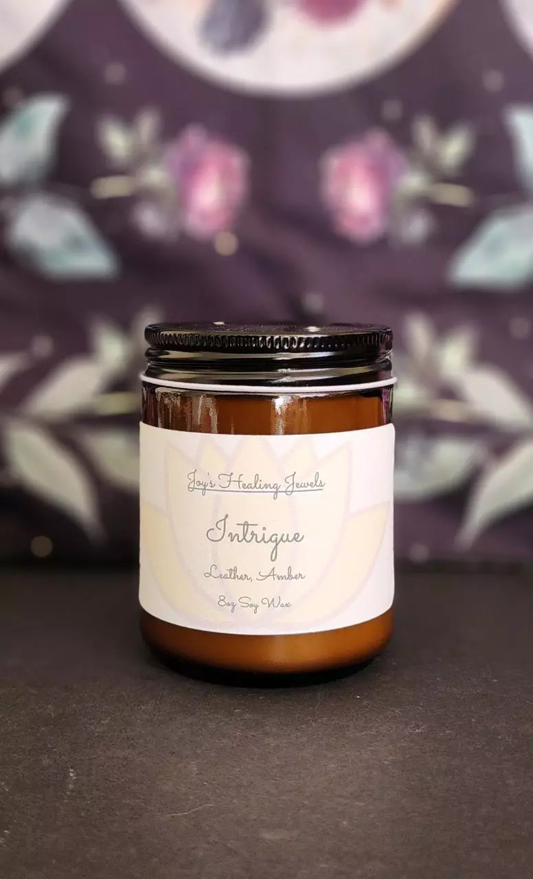 Intrigue 8oz Candle thumbnail