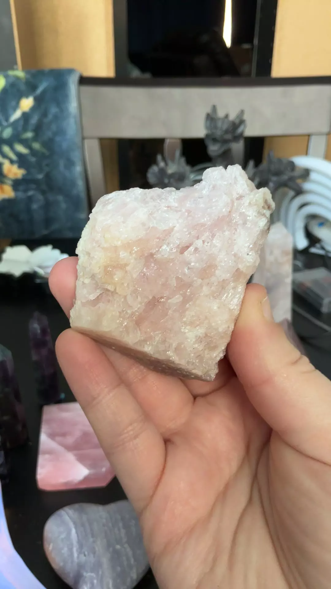 pink morganite thumbnail
