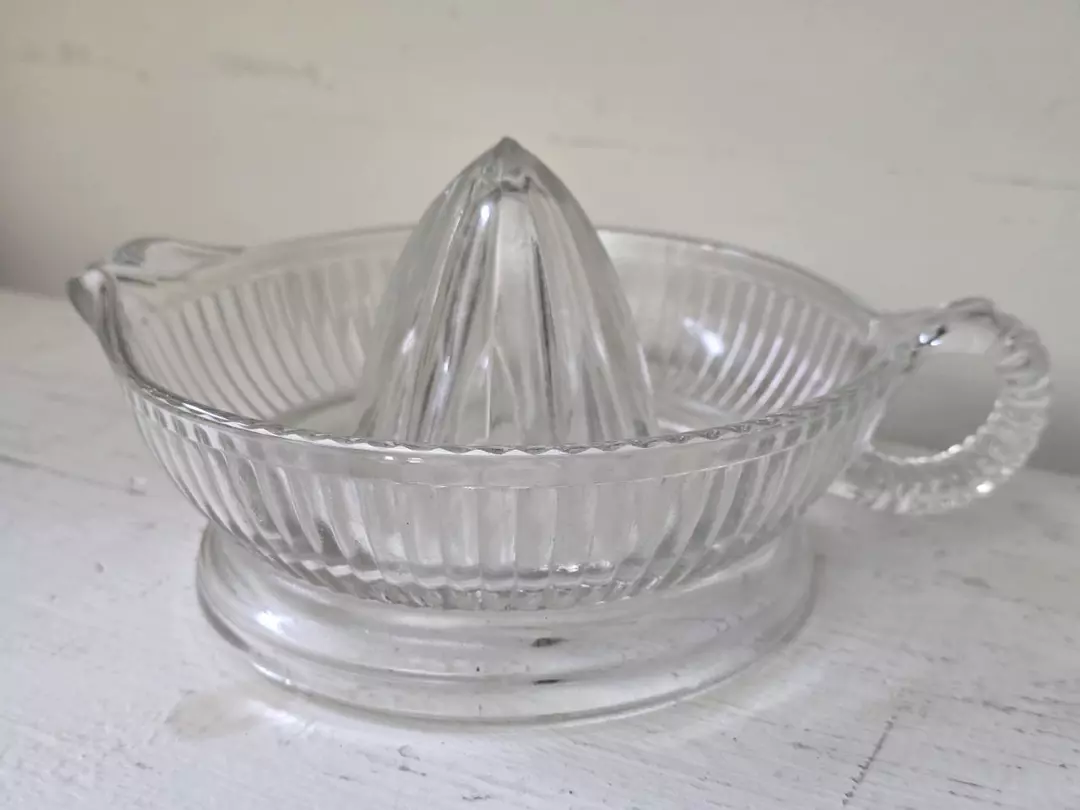 Vintage Glass Citrus Juicer Reamer thumbnail