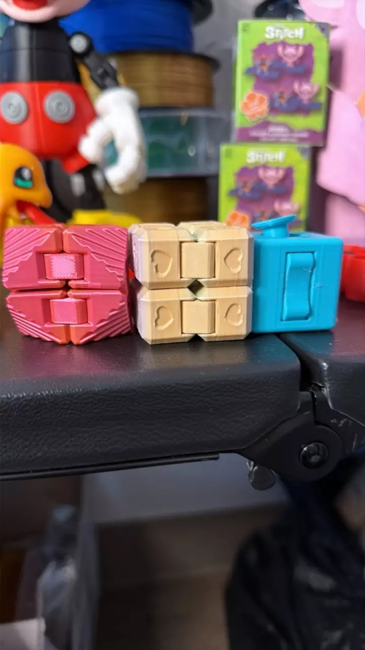 infinity cube thumbnail