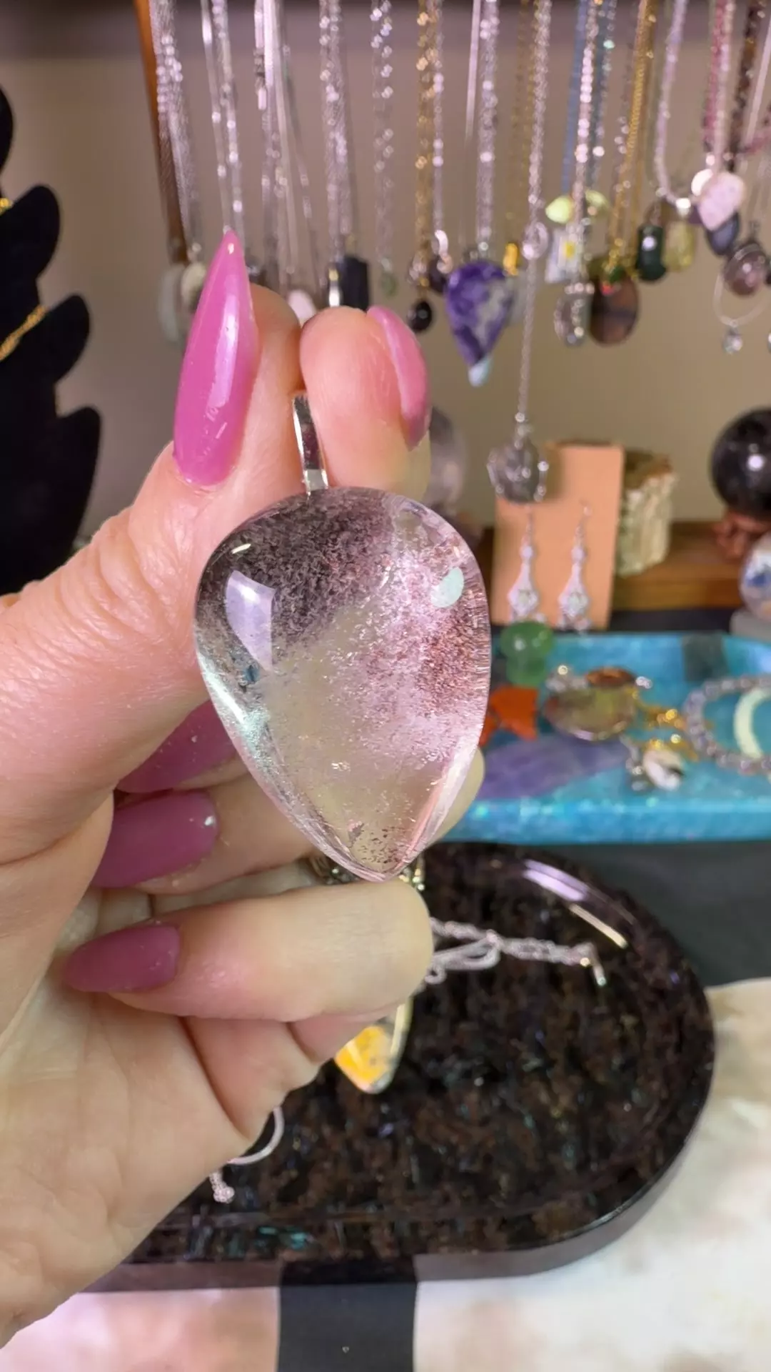 garden quartz pendant thumbnail