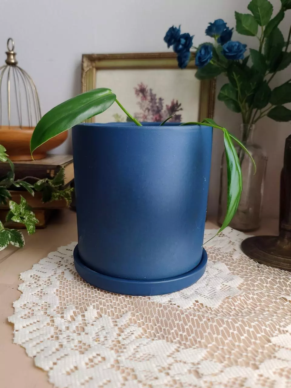 Matte Blue Pot thumbnail