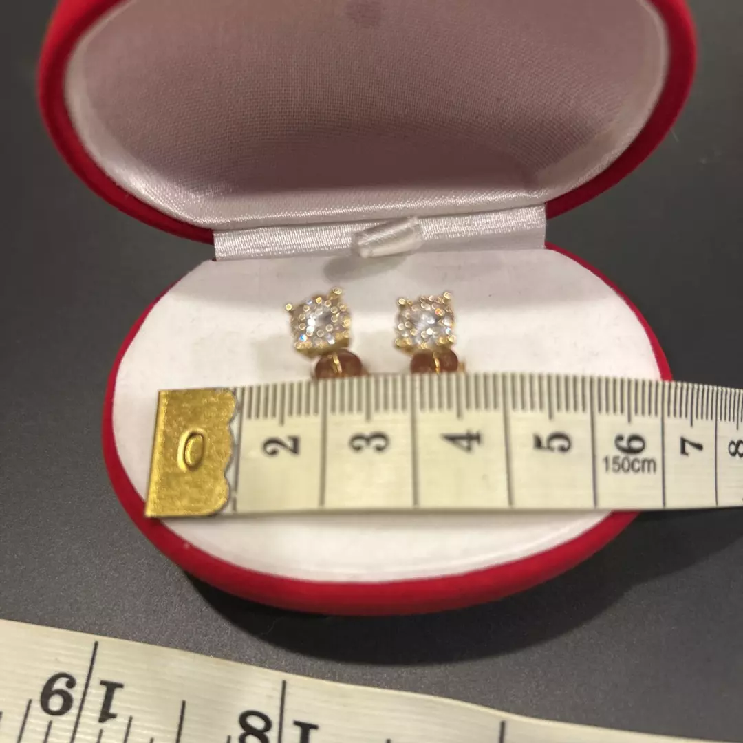 14k screw back diamond earings thumbnail