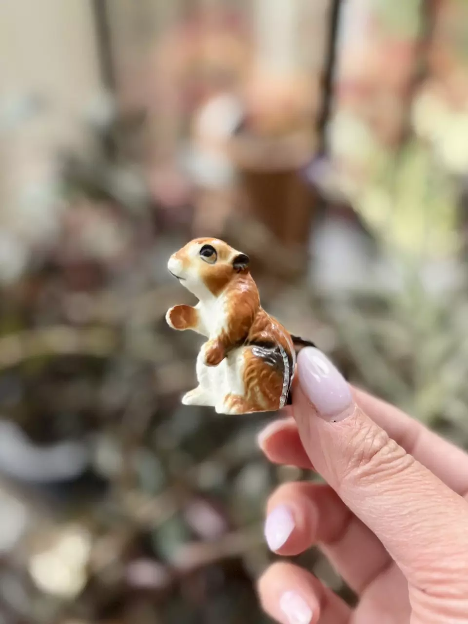 Mini ceramic chipmunk thumbnail