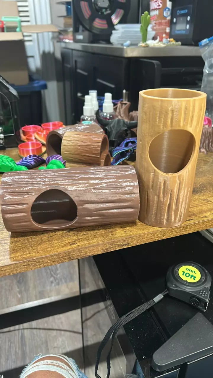 3d printed log hides thumbnail
