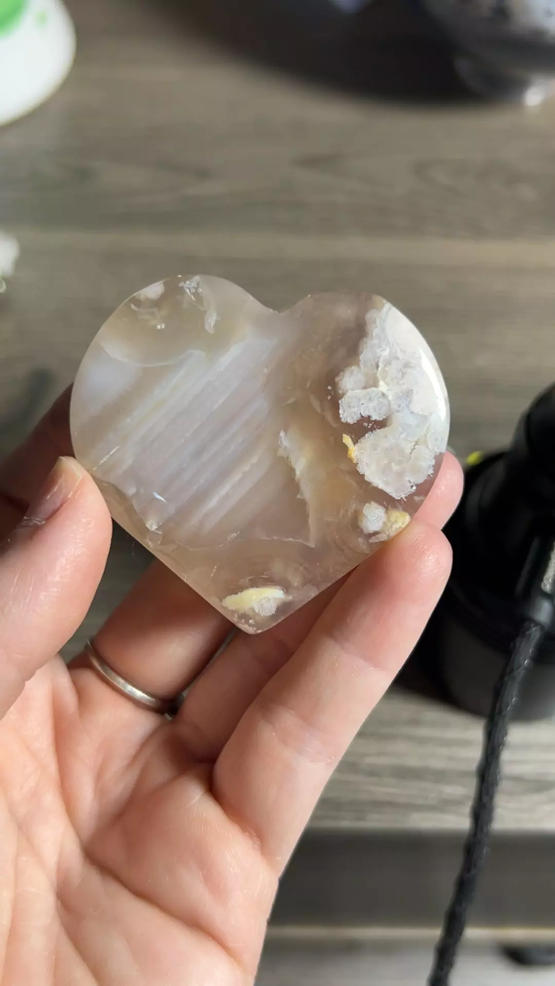 Flower Agate Heart thumbnail