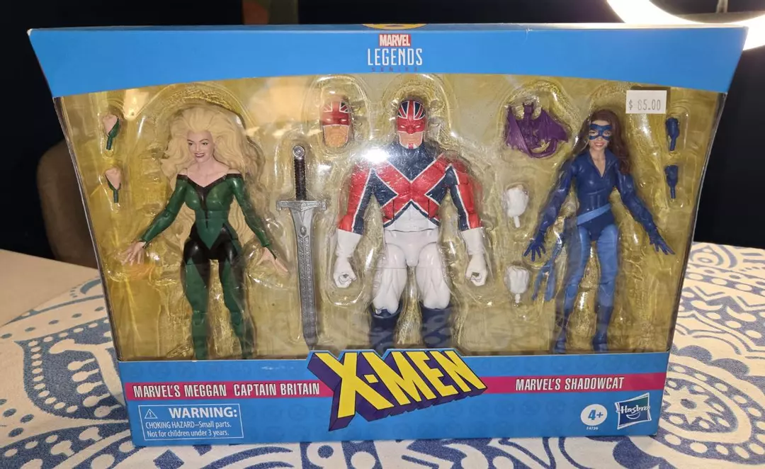 Marvel Legends X-Men Meggan, Capt Britain, Shadowcat thumbnail