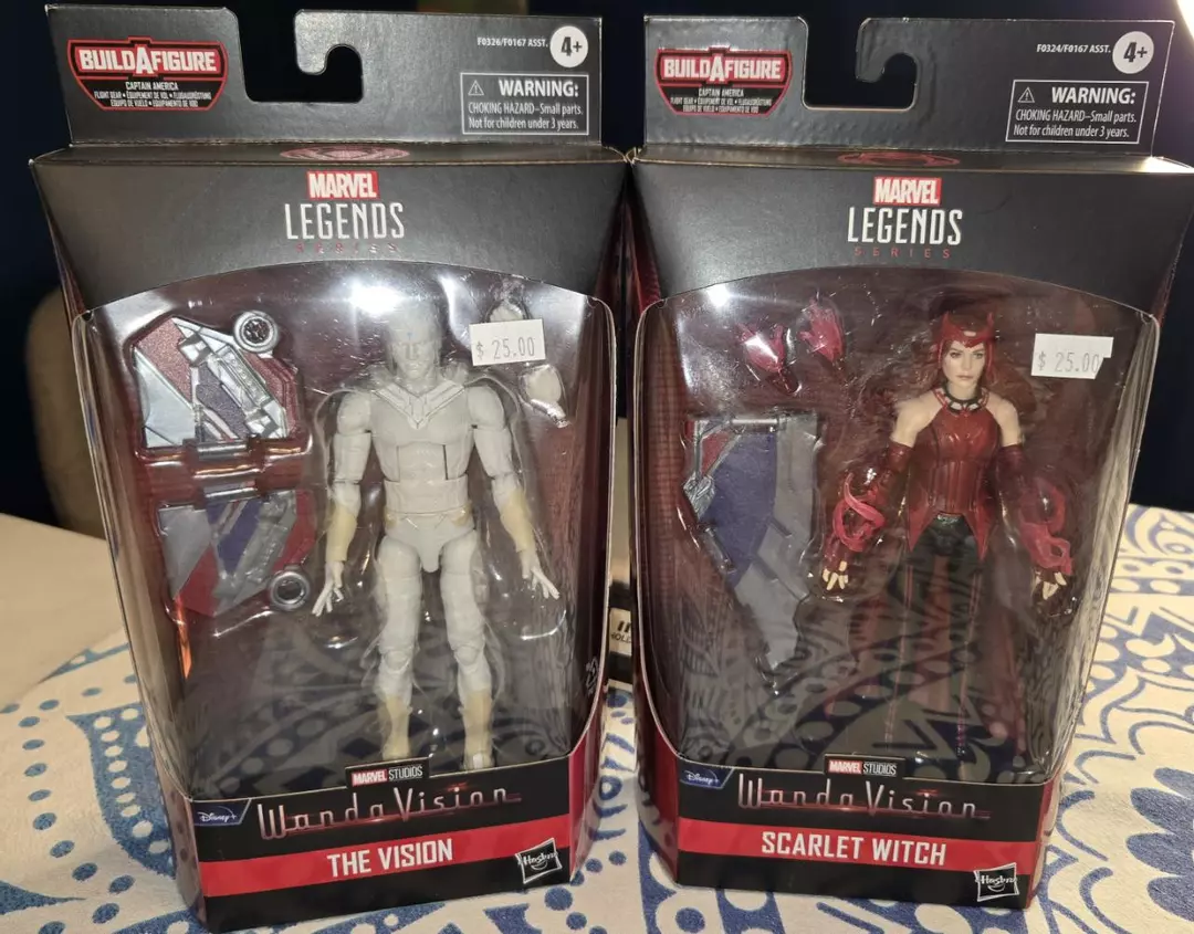 Marvel Legends Scarlet Witch & The Vision Set - WandaVision thumbnail
