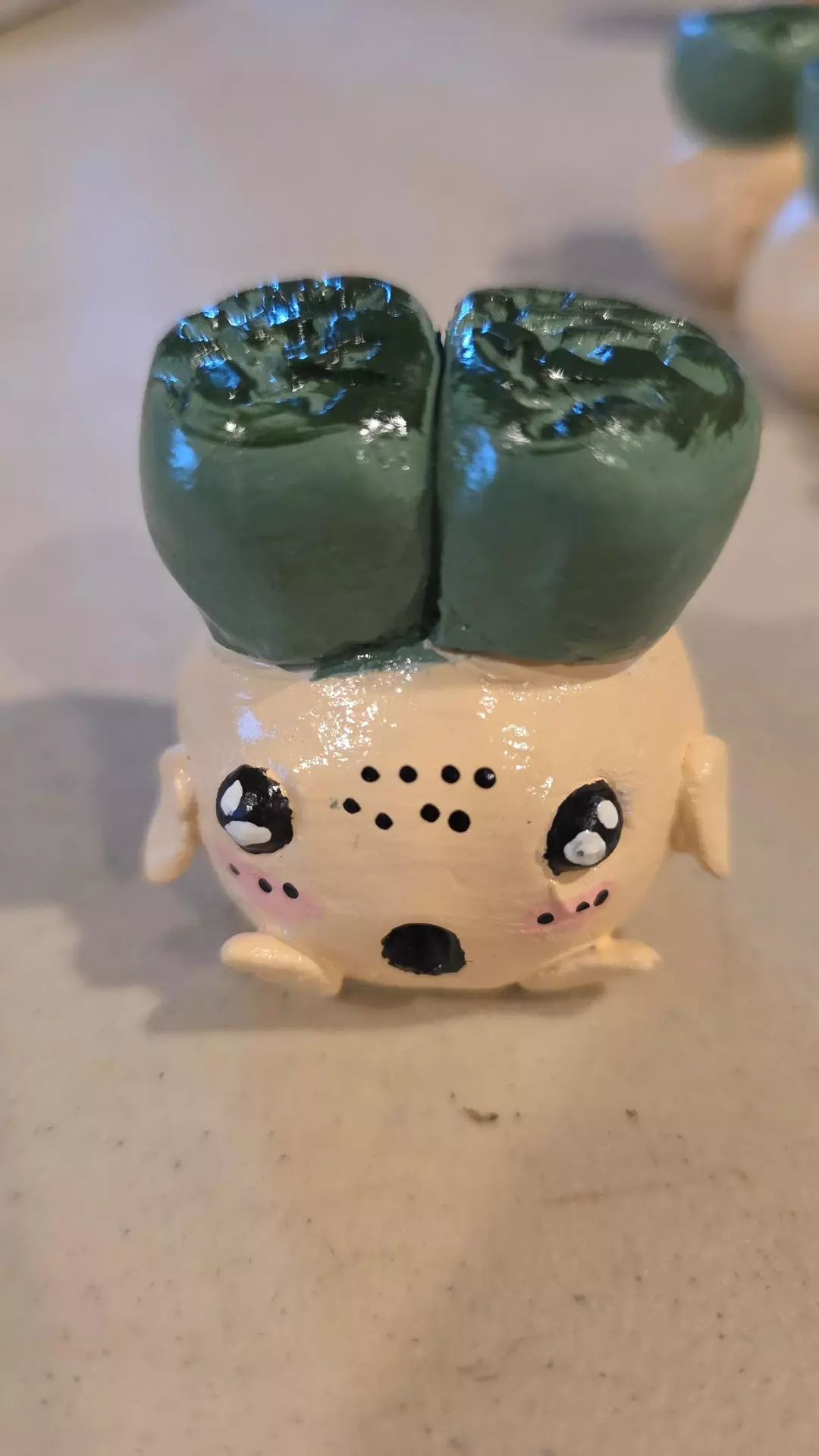 Lithops figurine thumbnail