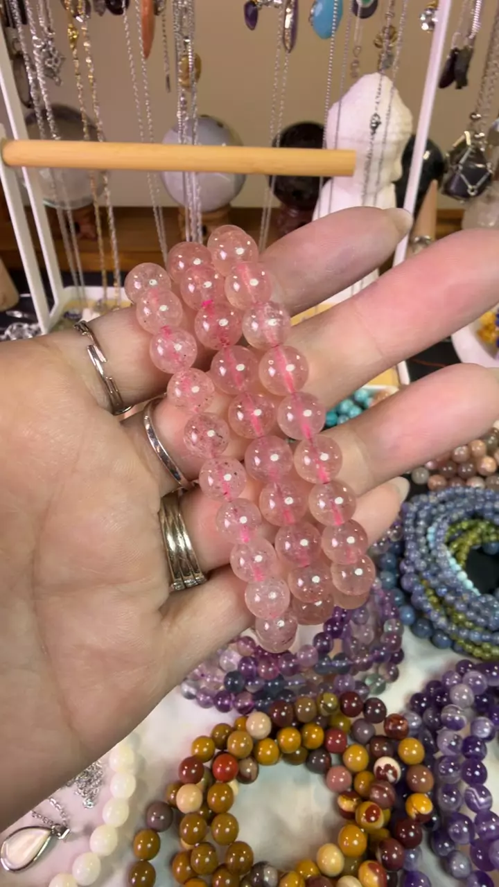 Strawberry quartz 8mm thumbnail