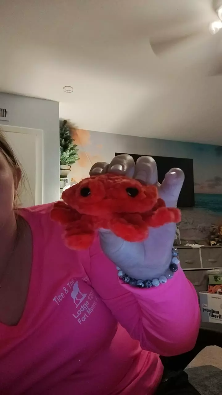 Red Sleepy Crab thumbnail