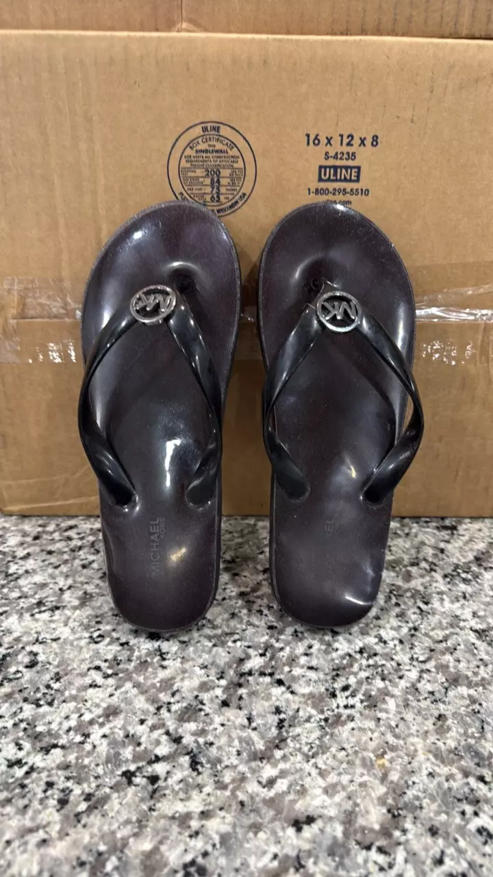 Michael Kors Slides thumbnail