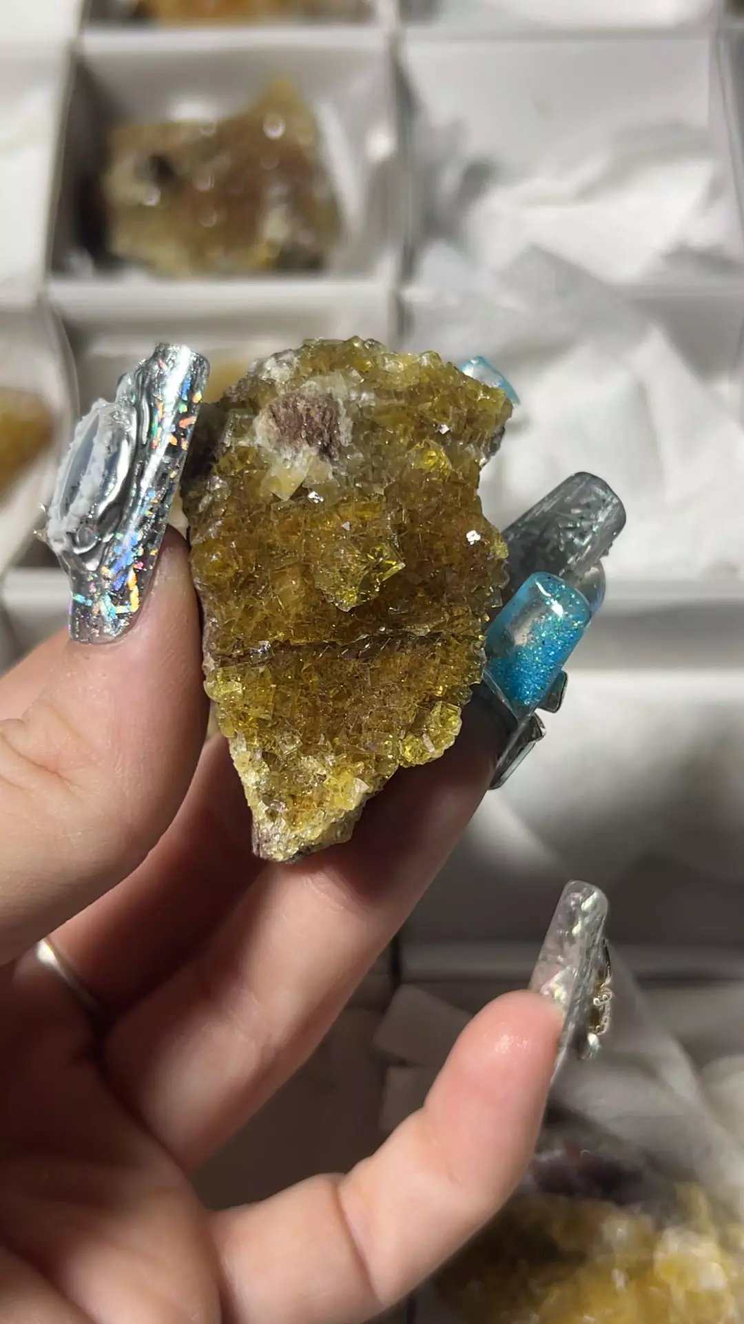 Fluorite from Moscona Mine, Spain thumbnail