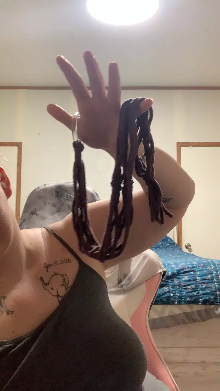 2’ deep lavender hanger thumbnail