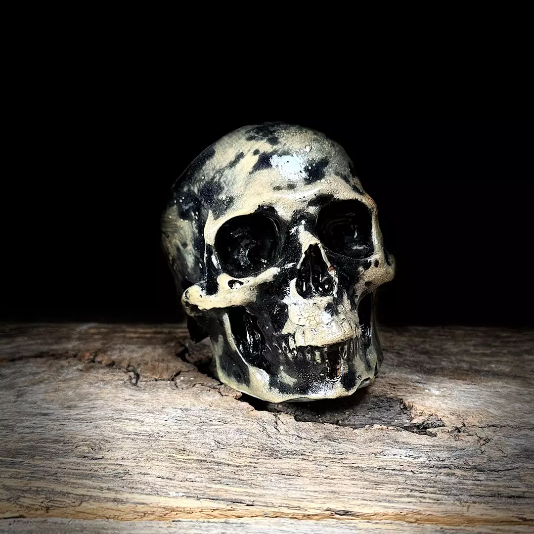 Staging Skull - Large (Glazed) thumbnail