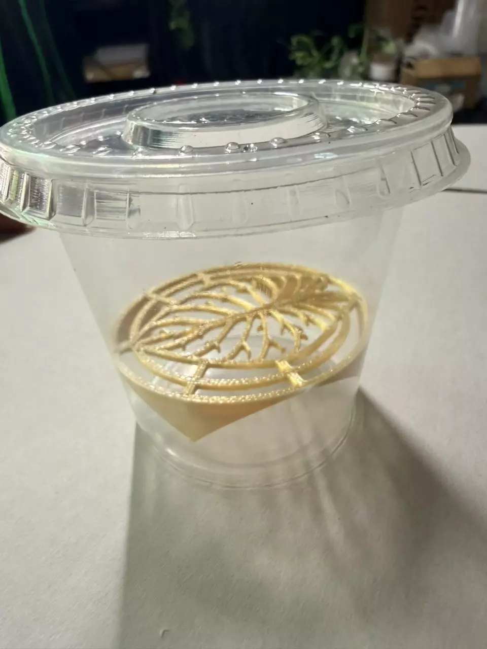 Corm Cup Riser w/ 5 oz. snack cups w/ lids - Gold (10 pack) thumbnail