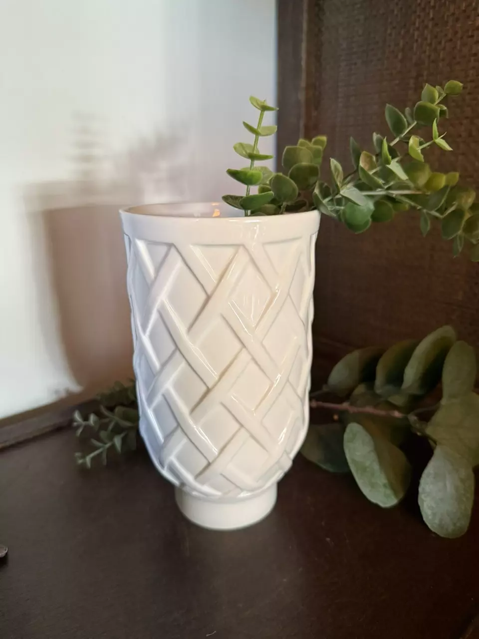 Vintage FYD White Lattice vase thumbnail