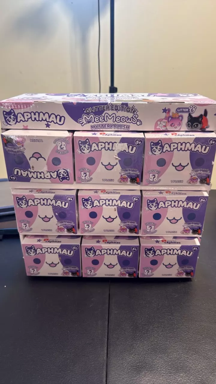 MeeMeow Mystery Blind Box thumbnail