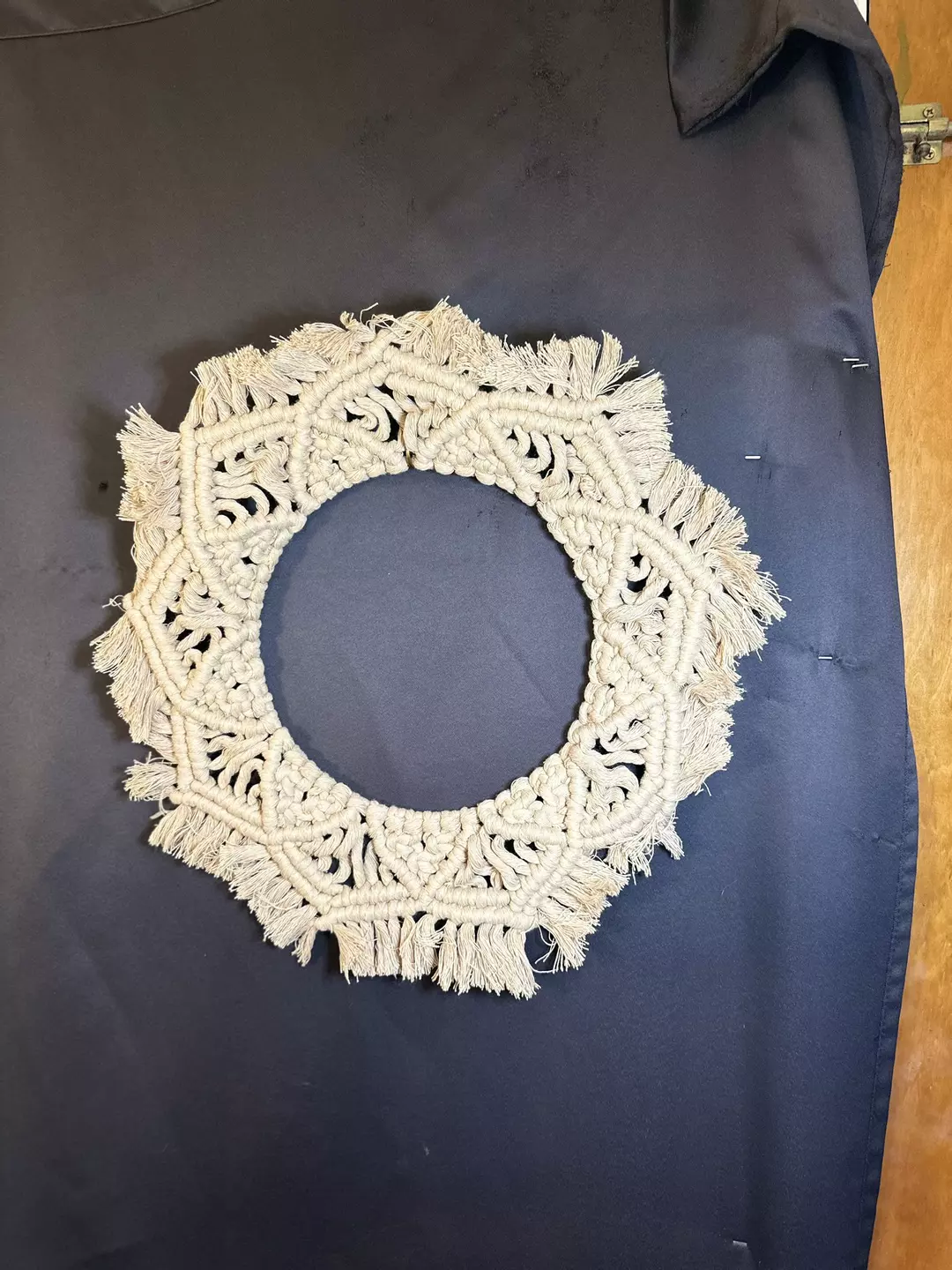  Simple, beige wreath medium  thumbnail