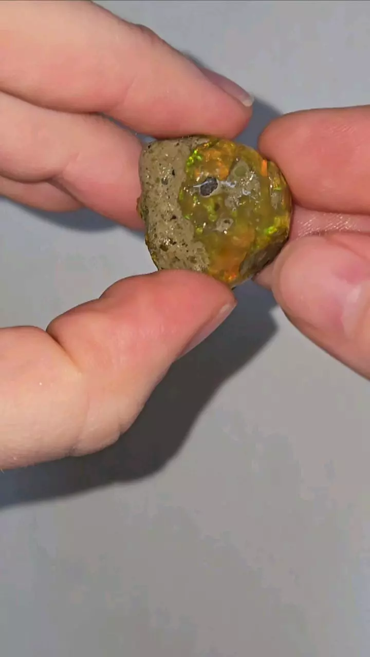 #06 Ethiopian Shewa Specimen Opal | 10.3 g thumbnail