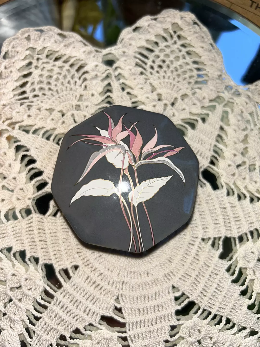 Japanese Porcelian Trinket Box thumbnail