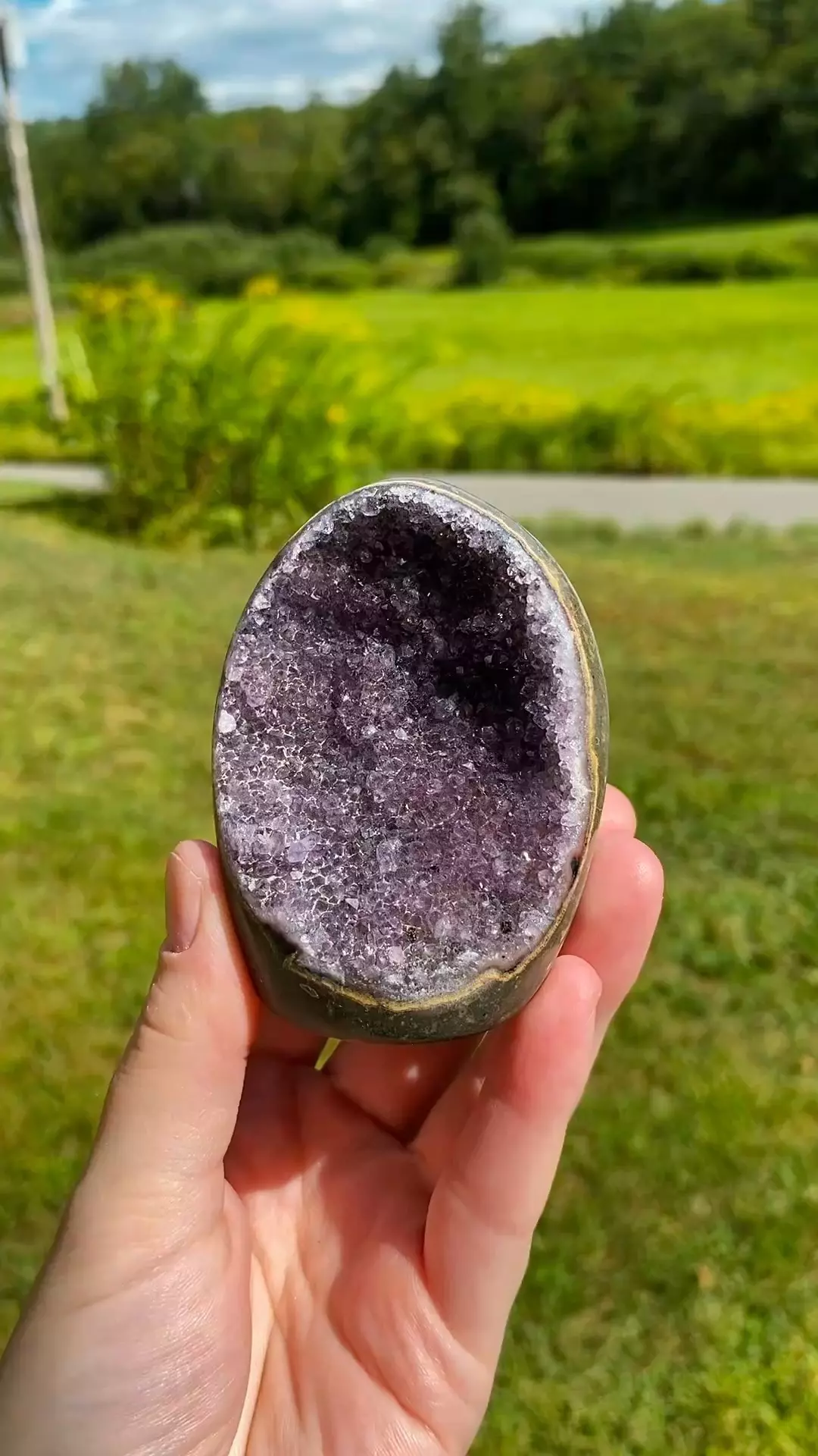 Uruguay Amethyst Cut Base #4 / Crystal Specimen thumbnail
