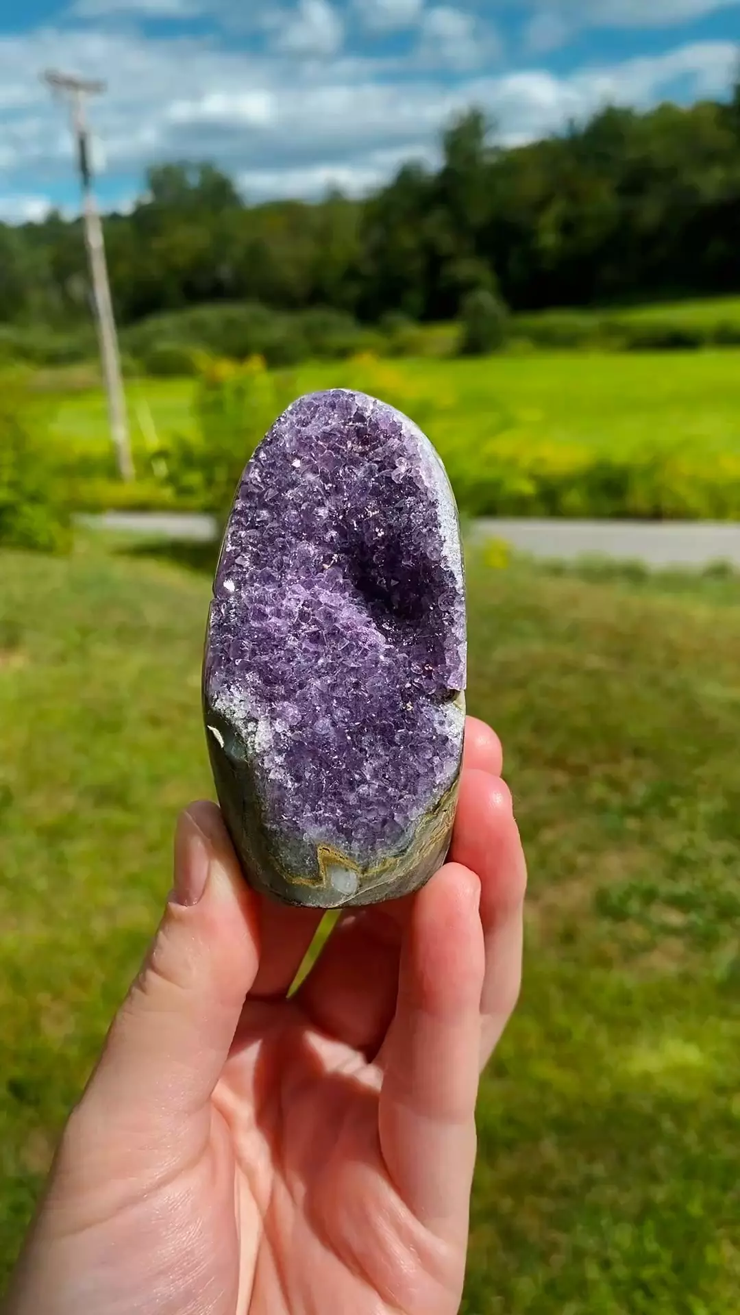 Uruguay Amethyst Cut Base #9 thumbnail