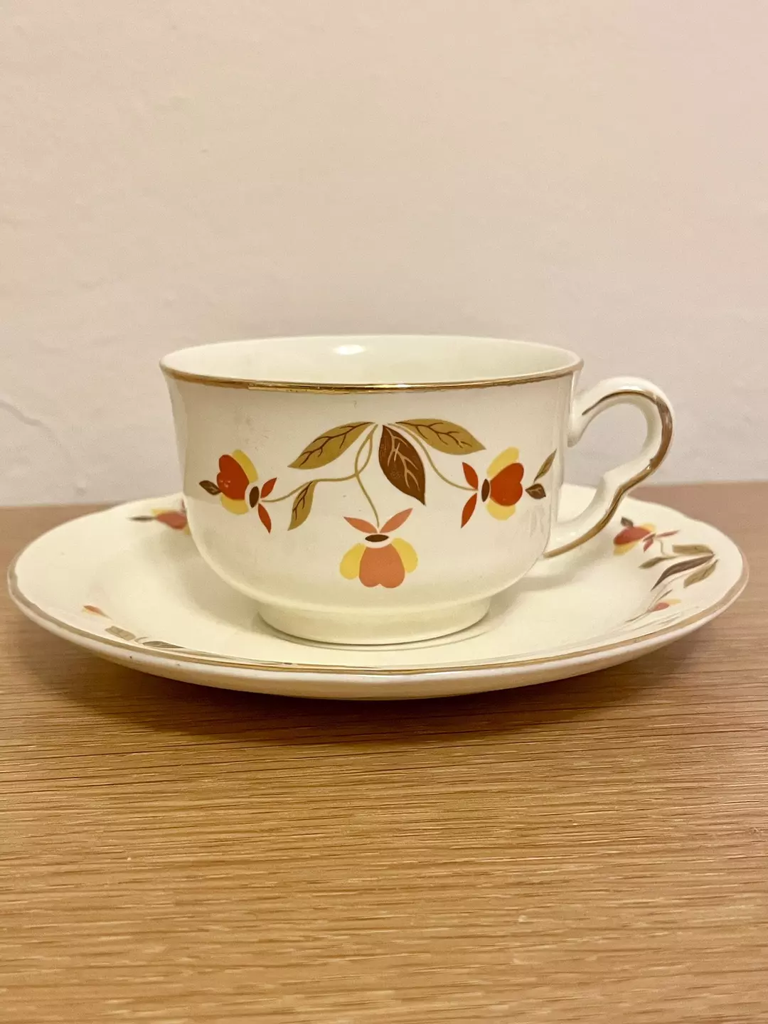 Autumn Leaf Teacup & Saucer thumbnail