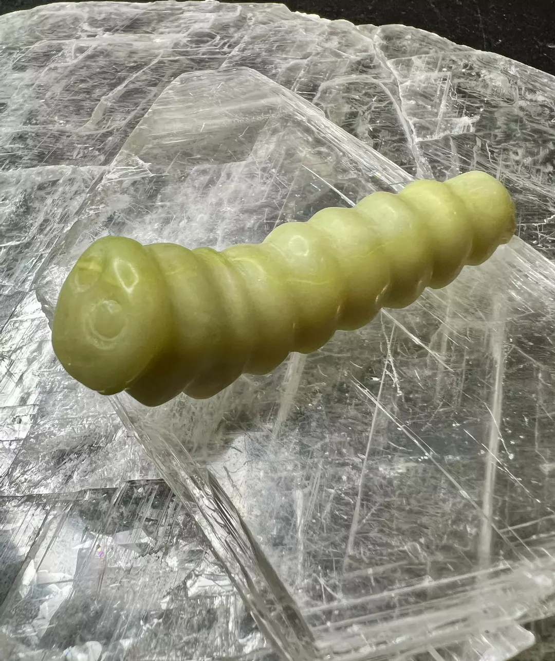 Lime jade caterpillar thumbnail