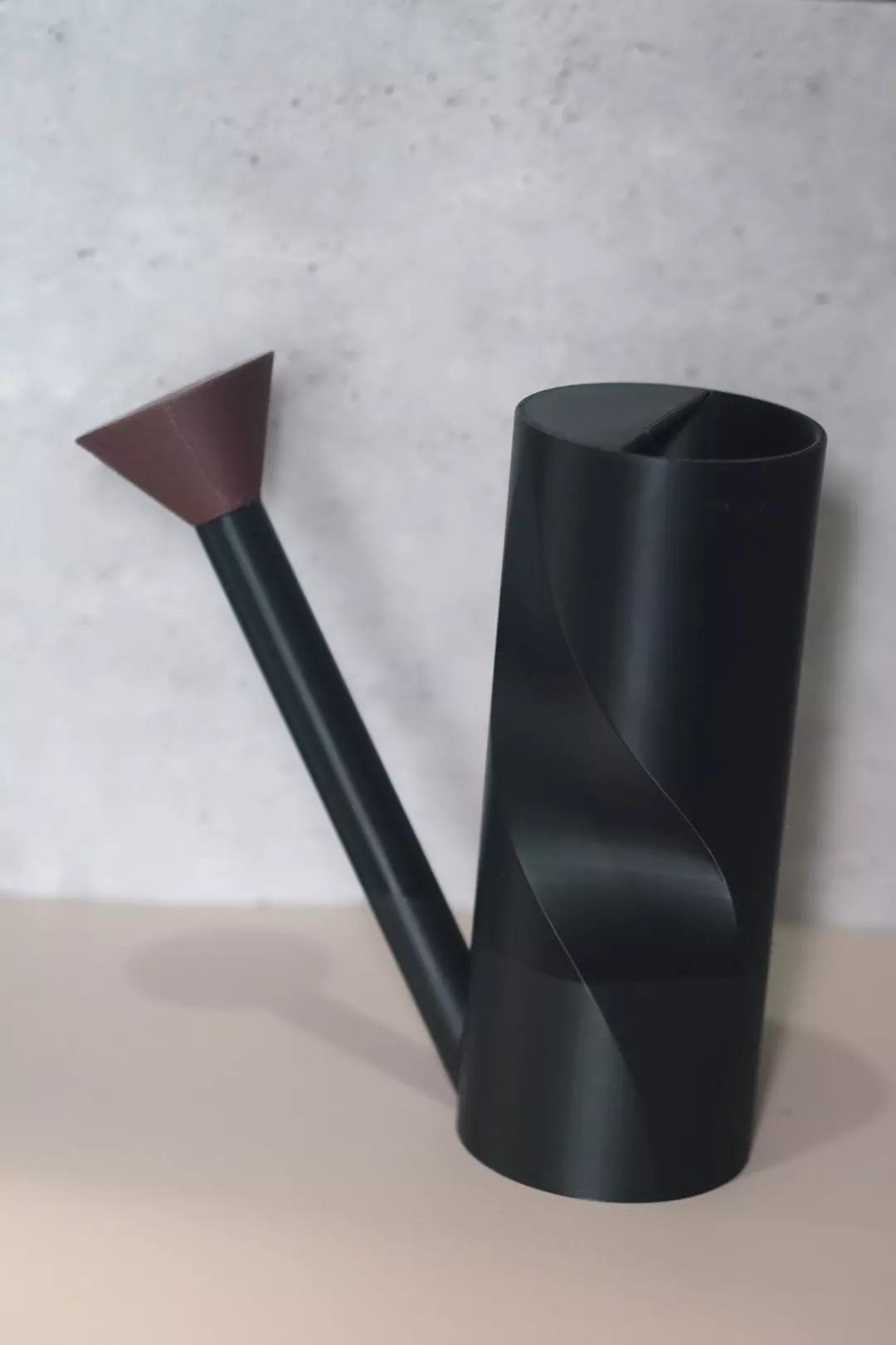 3D-100 Printed watering can thumbnail