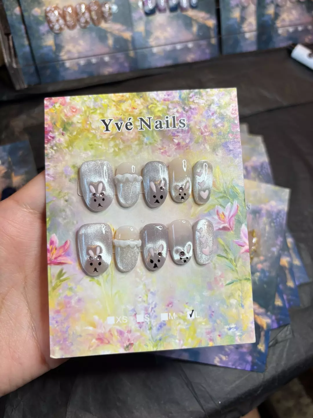 Size large thumbnail