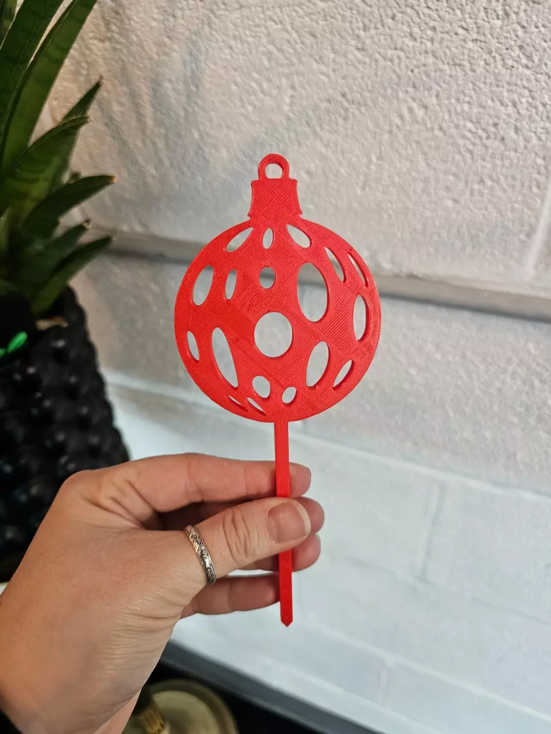 Red Ornament PF thumbnail